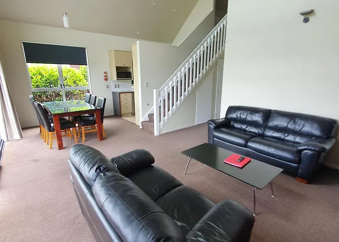 Kuirau 3-bedroom, Twin Peaks Ferienhaus *